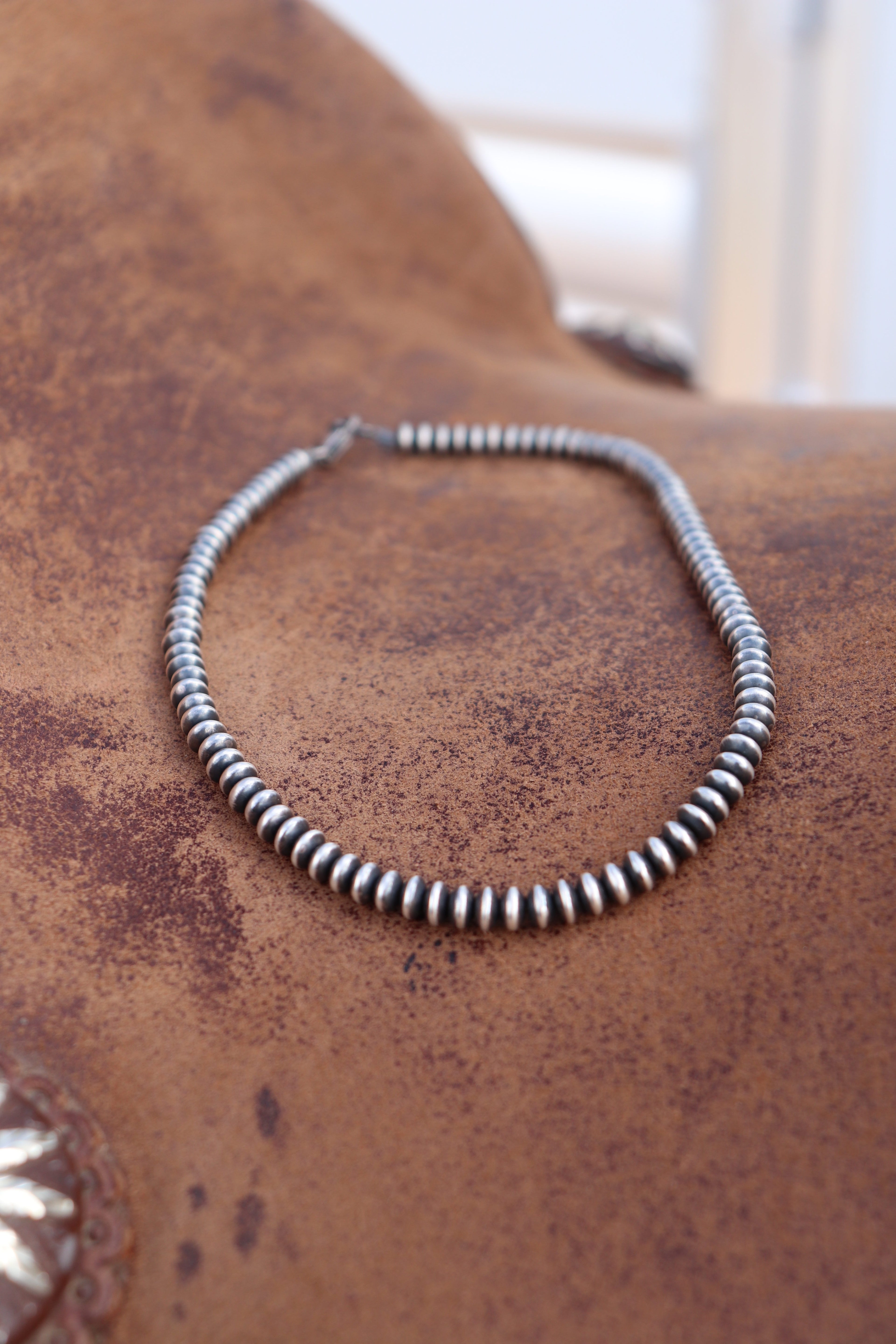 Revival Saucer Pearls